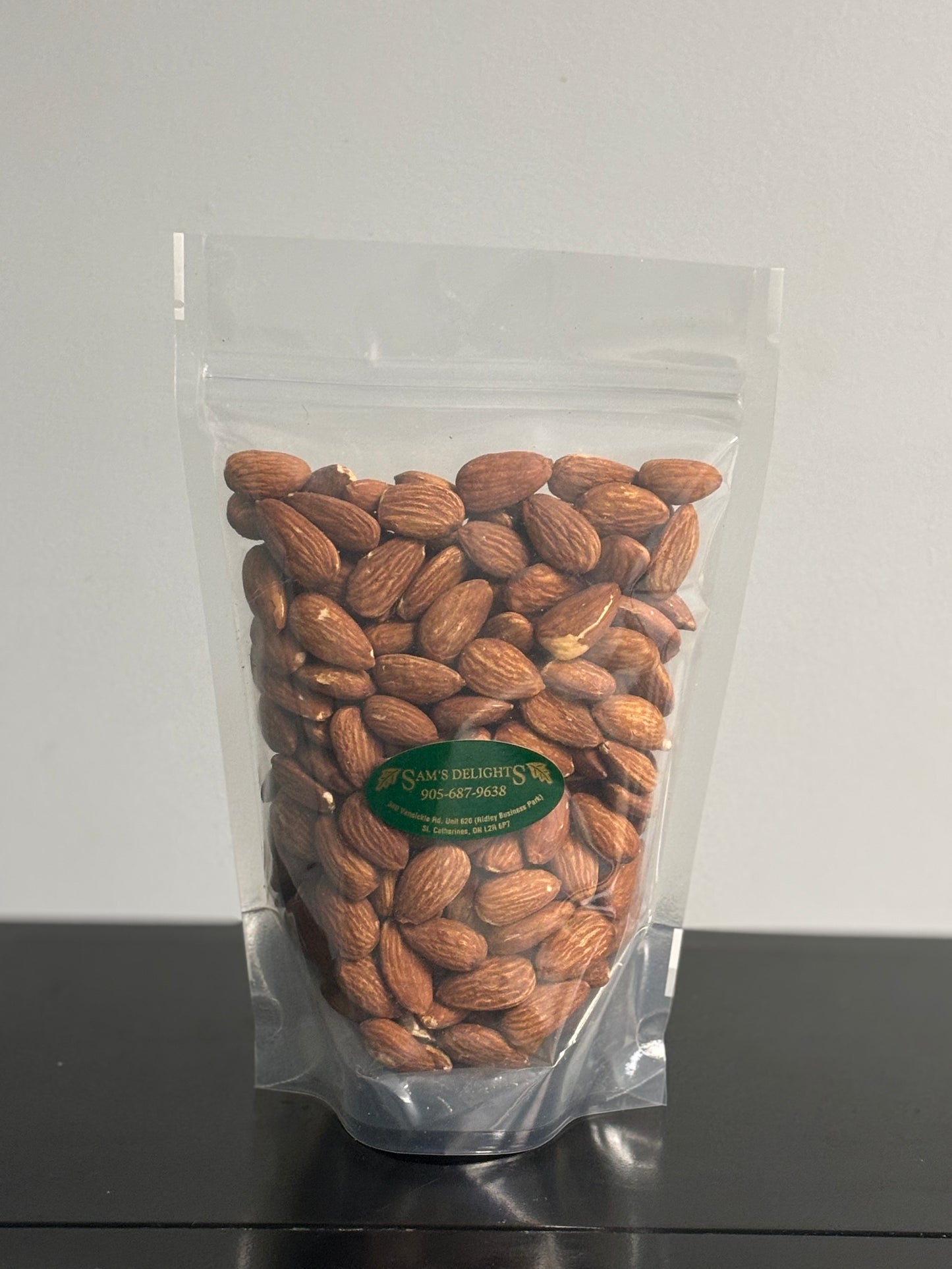 Dry roasted Almonds - Unsalted