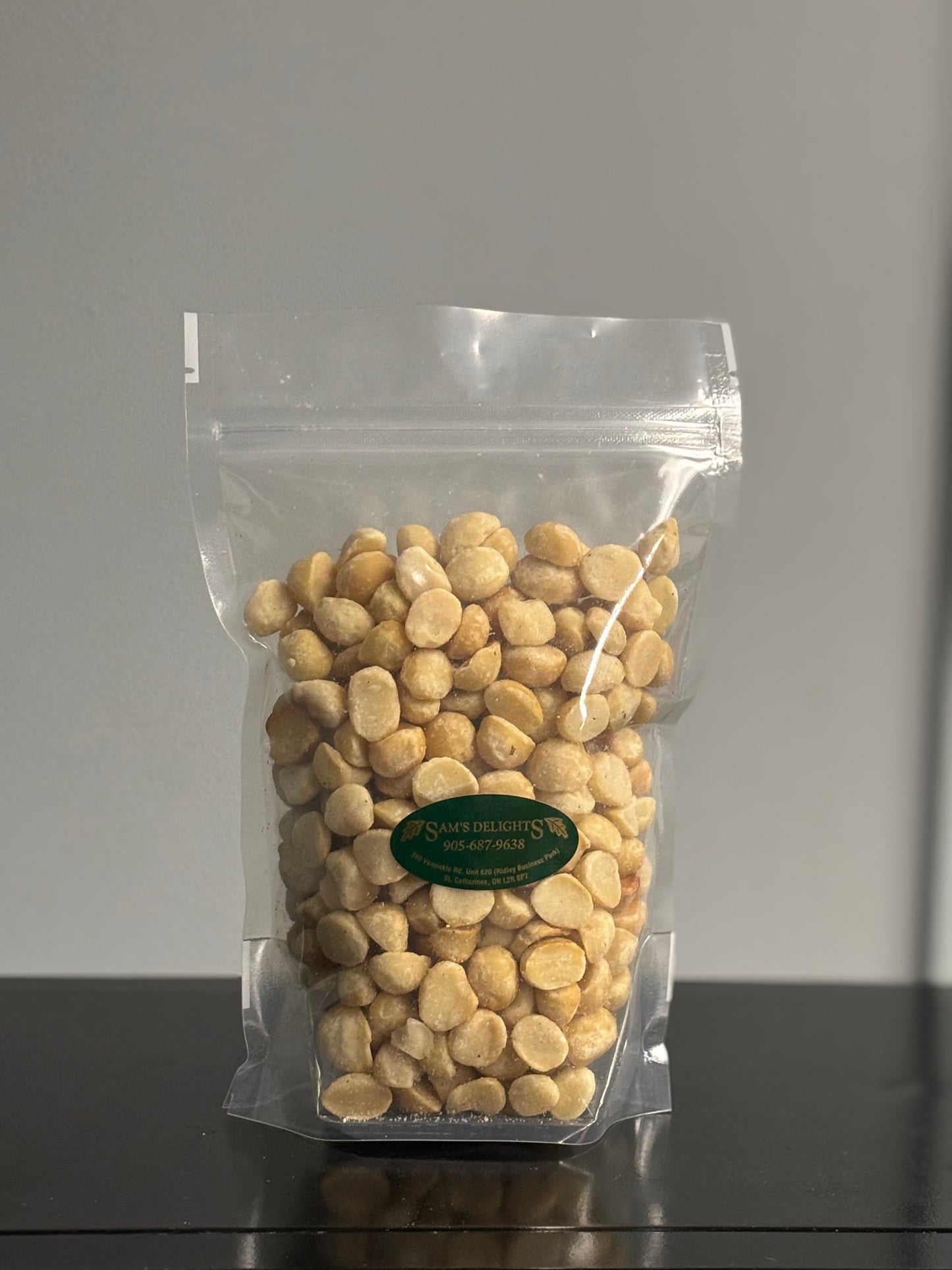 Dry roasted Macadamia nuts - Lightly salted
